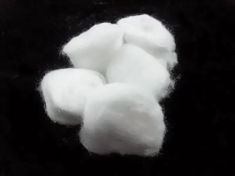 Вата atom cotton. Синтепон текстура. Волокна ваты. Белая вата. Белая вата что это.