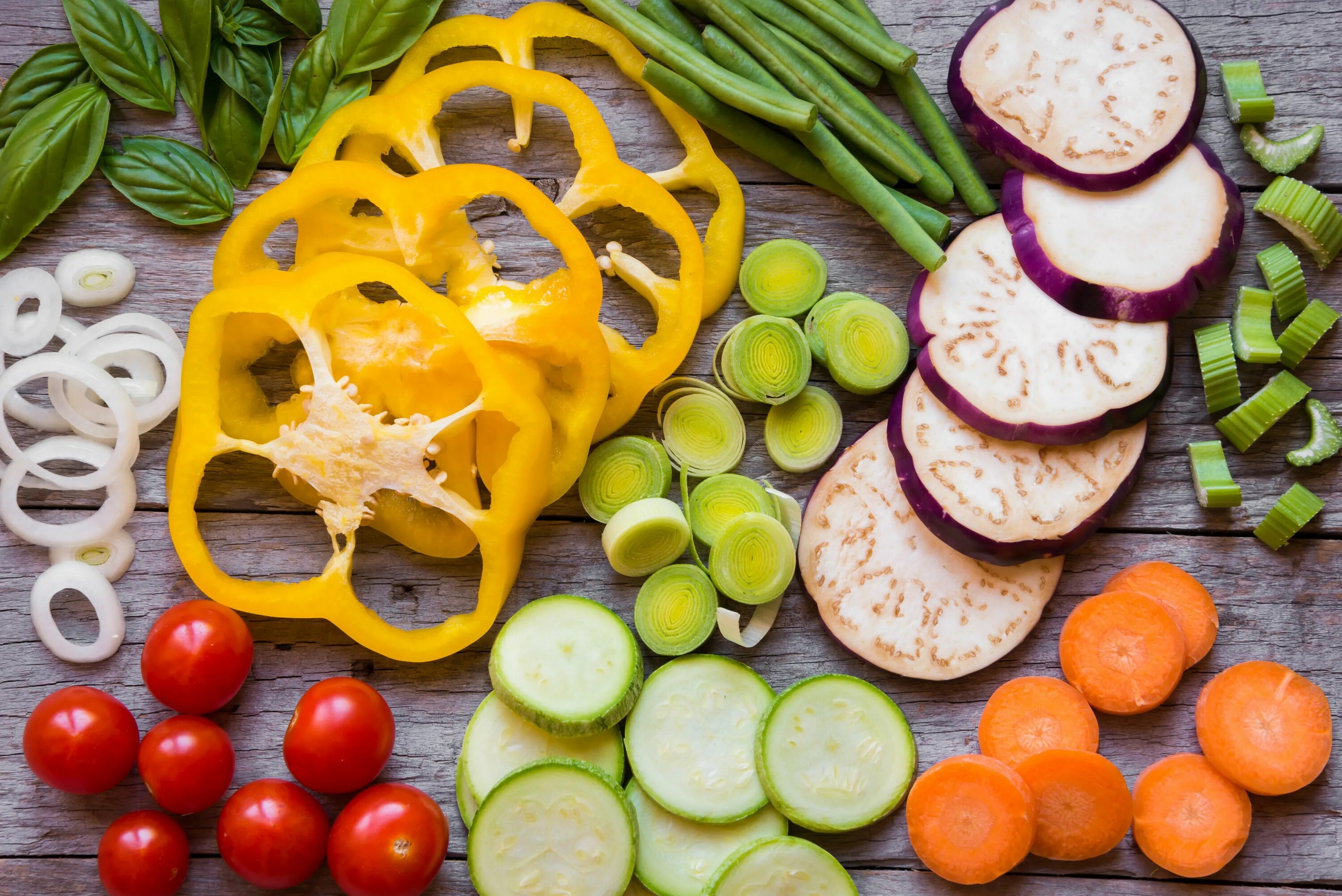 Cutting Vegetables овощи. Отдели фрукты от овощей. Перфекционизм овощи фрукты. Крошит овощи в салат.