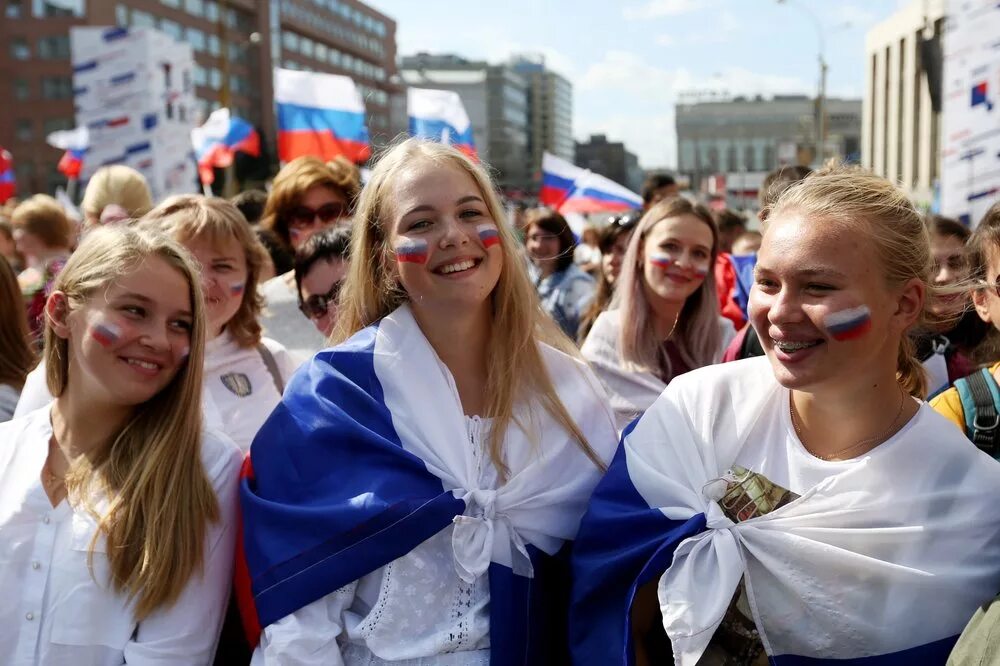 Народ без страны. Россия человек. Жители России. Русский человек. Современная Россия люди.