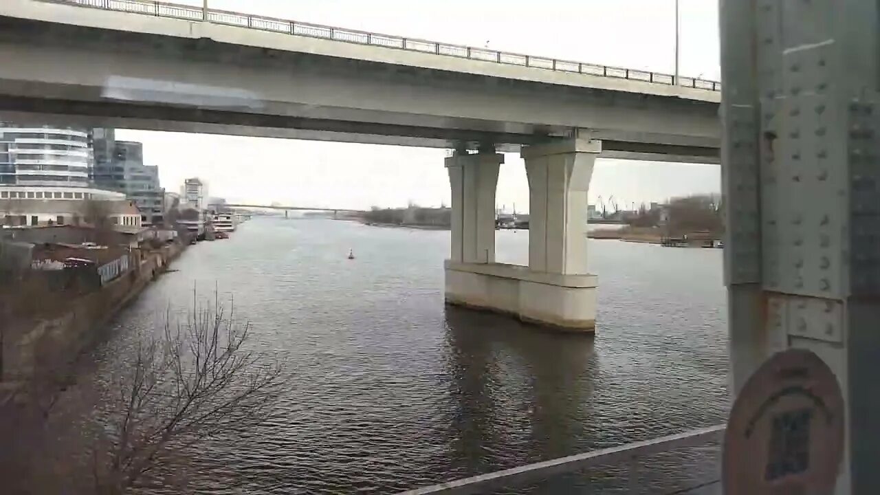 Москва ростов рекой. Город у реки ростов на дону. дон река в россии. речной донской порт. река дон в крыму.