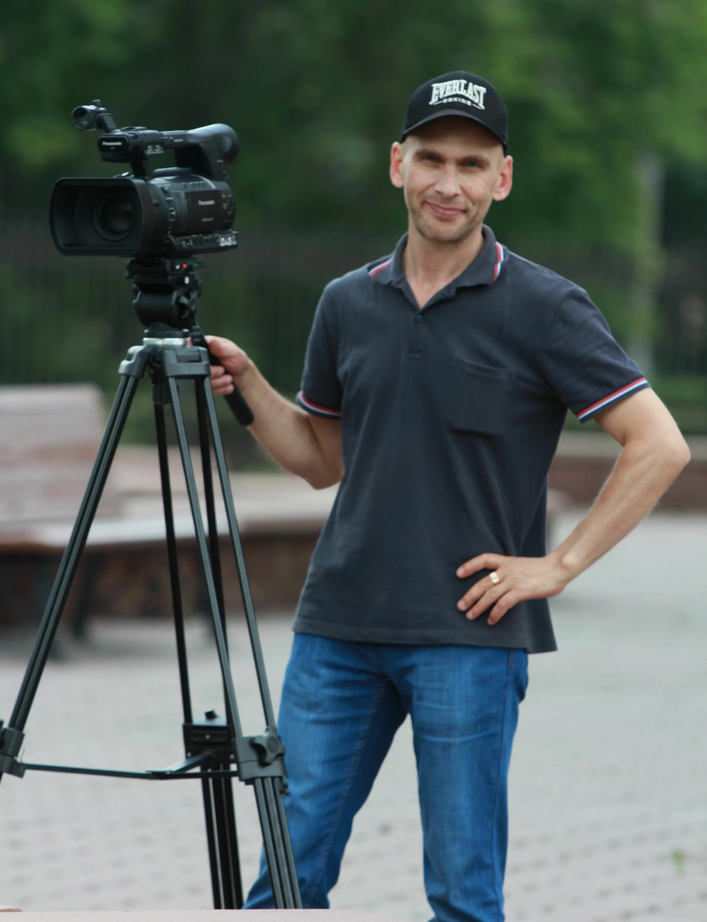 Видеосъёмка бренда. Курсы видеографа. Видеосъемка в омске. Видеограф. Фотограф и видеооператор на свадьбу.