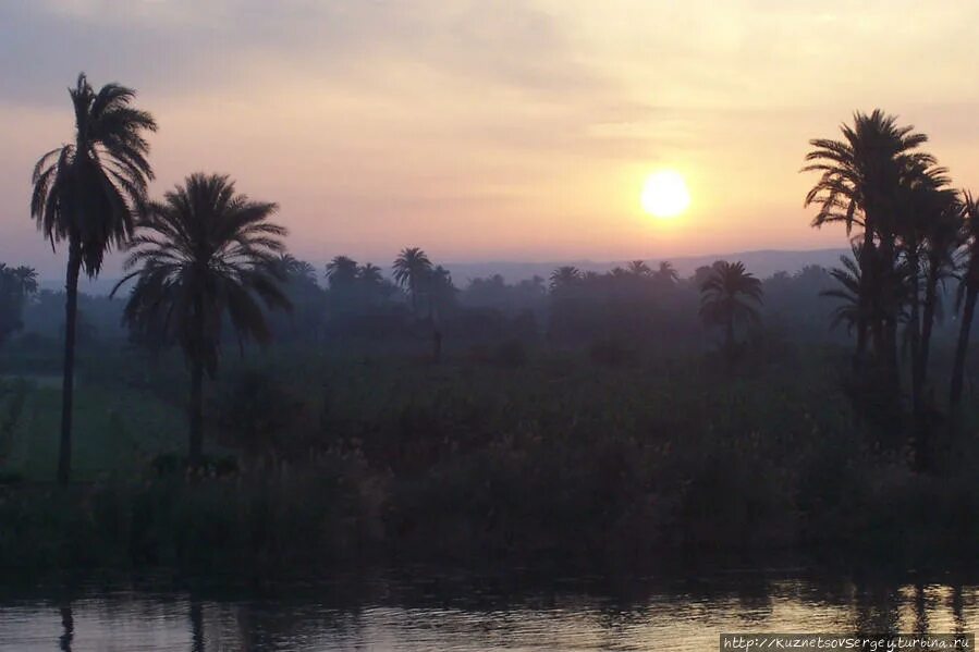Рассвет в Луксоре. Закат на Ниле лир.