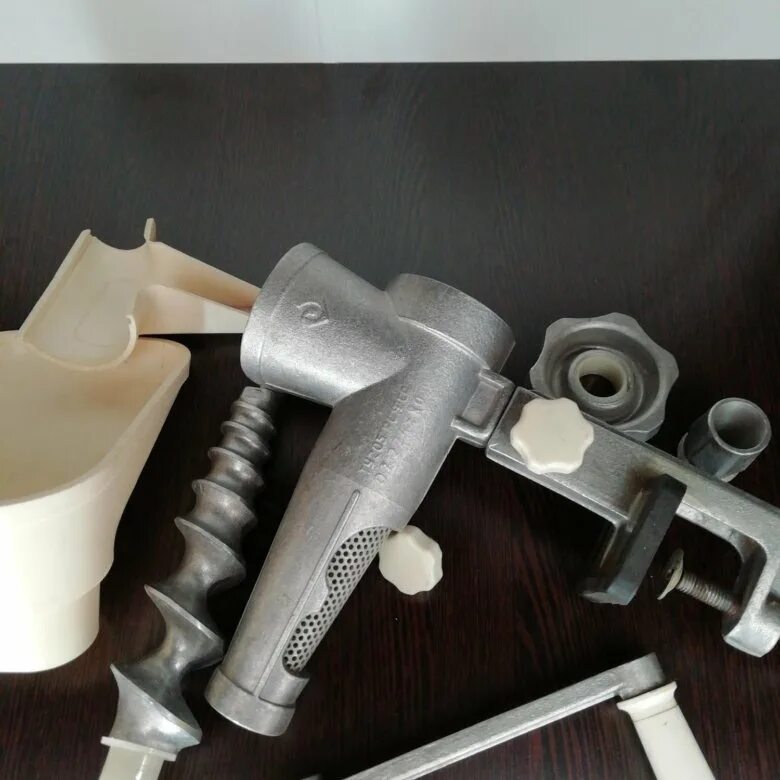 Как собрать советскую соковыжималку. Механическая шнековая соковыжималка СССР. Струмок соковыжималка. МИХАИЛМ_80_ соковыжималка механическая, алюминиевая. Струмок соковыжималка ручная