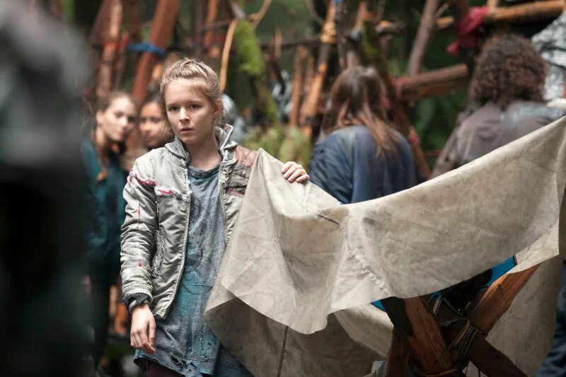 В сотни странах. В сотни странах. Мари авгеропулос сотня. Сотня финн. В сотни странах.