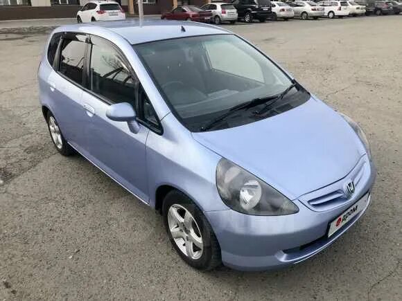 Honda Fit 2001. Черная машина Хонда автомат правый руль. Fit американский 2010 левый руль. Хонда Хакасия Абакан продажа. Купить хонда фит 2001