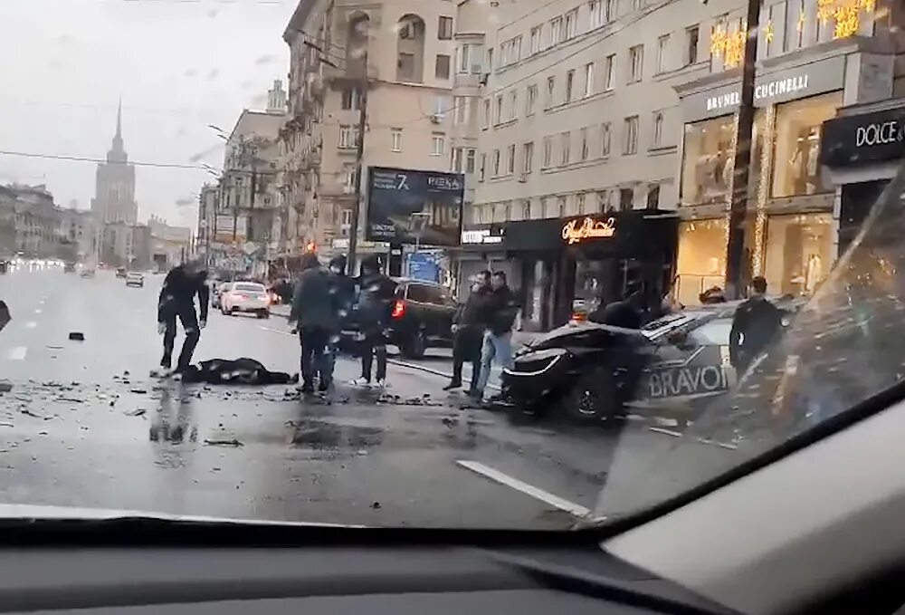 Кто умер в москве из блогеров. ДТП на Кутузовском проспекте Саид Губденский. Саид Губденский блоггер авария. Саид гудбедский авария на Кутузовском.