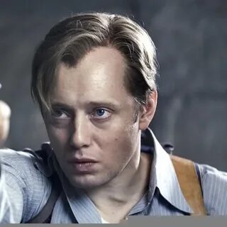 Аксель хенни