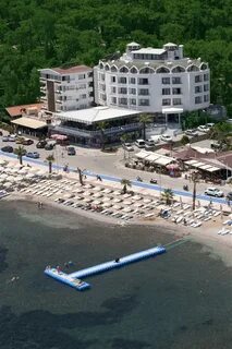 Class beach hotel 3