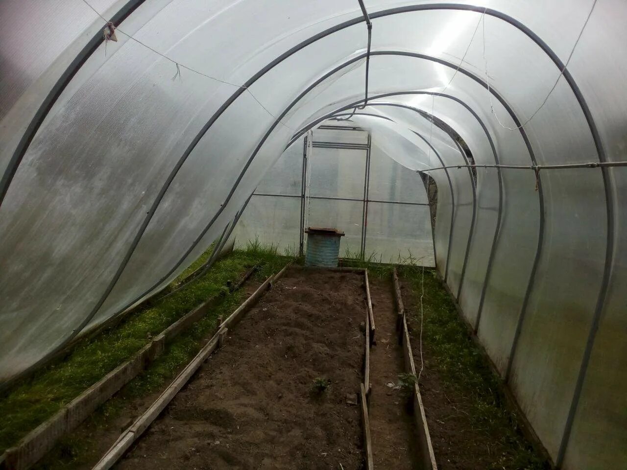 теплица на крыше. нужна ли теплица из поликарбоната. поликарбонат для теплицы. нужна ли теплица из поликарбоната. теплицы из поликарбоната в нтри.