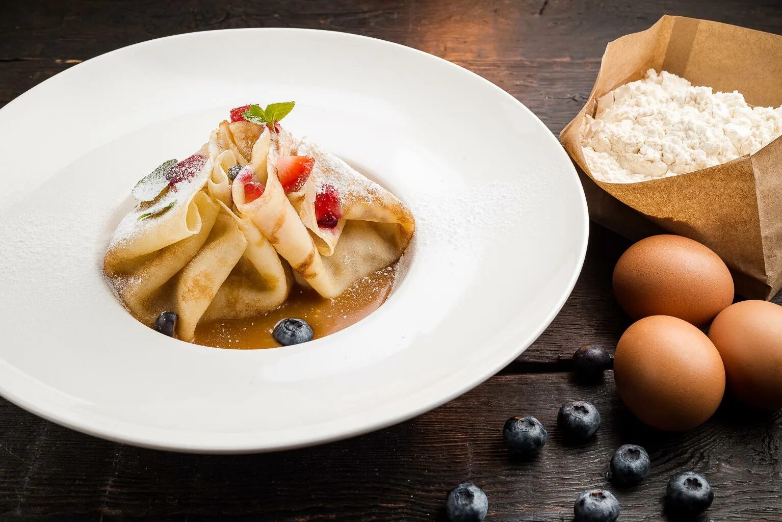 блюда на масленицу в ресторане. блюда на масленицу в ресторане. блины на масленицу в ресторанах. блины в ресторане. блюда на масленицу в ресторане.