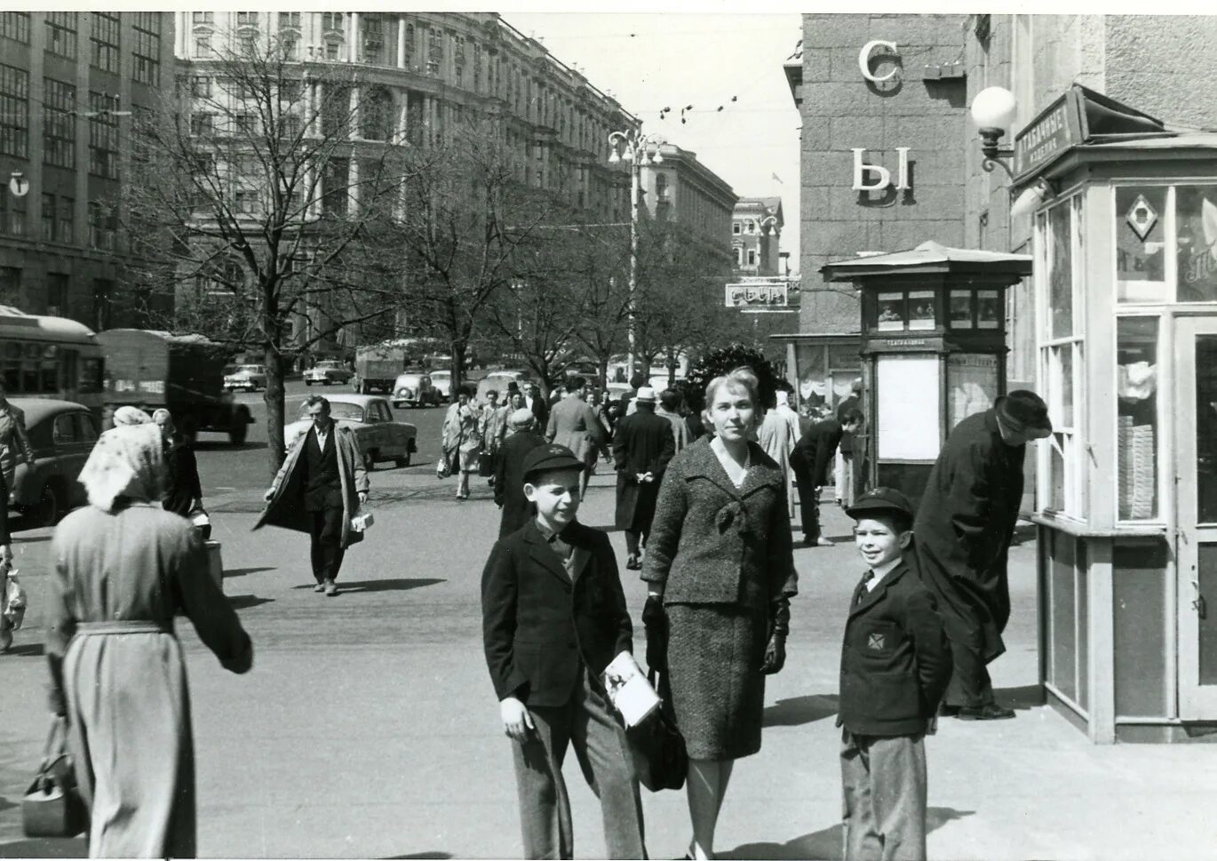 Москва СССР улица Горького 1950-е. Улица Горького в Москве 1960 г. 1980 Москва улица Горького. СССР 1960-Е.