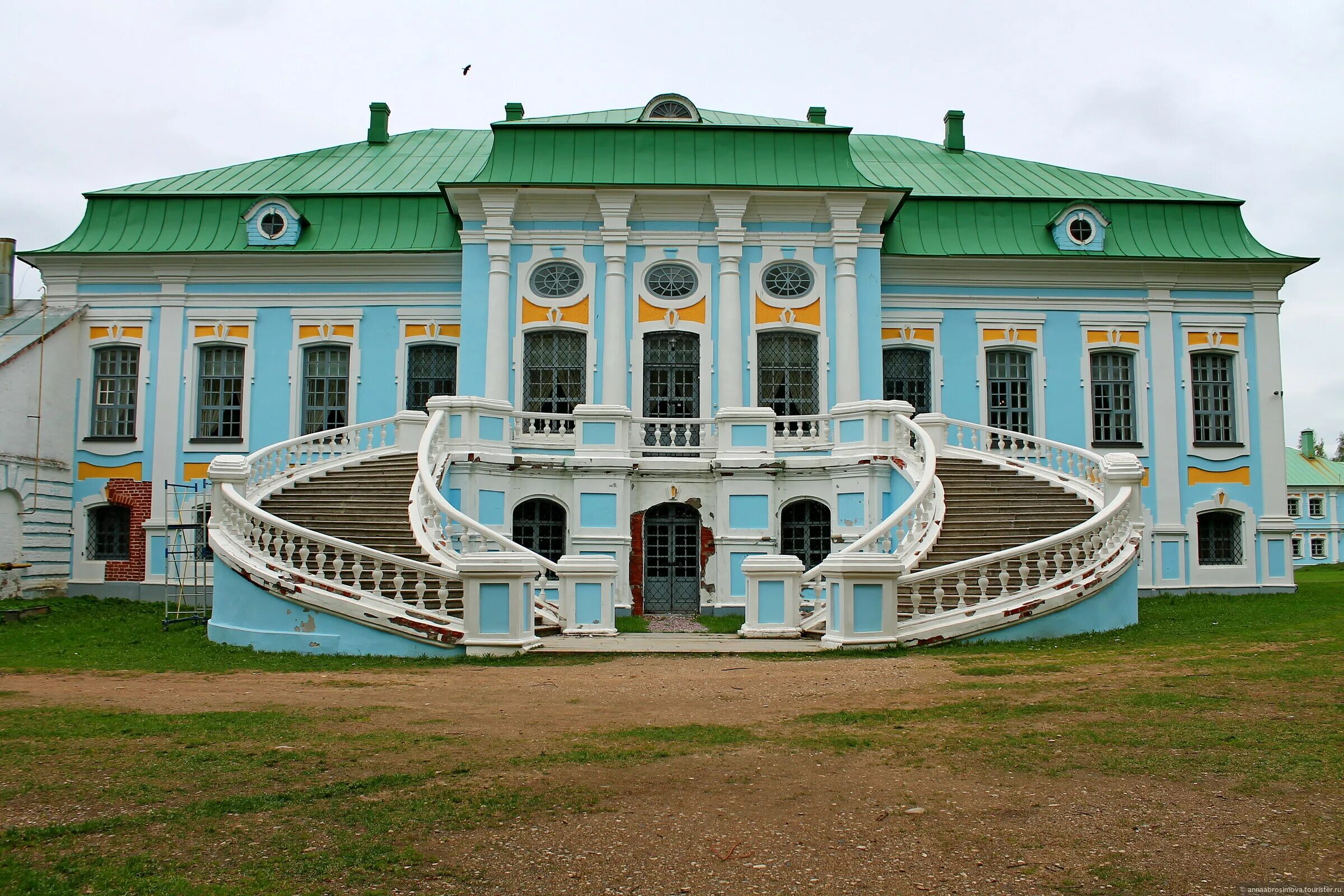 Несколько усадеб