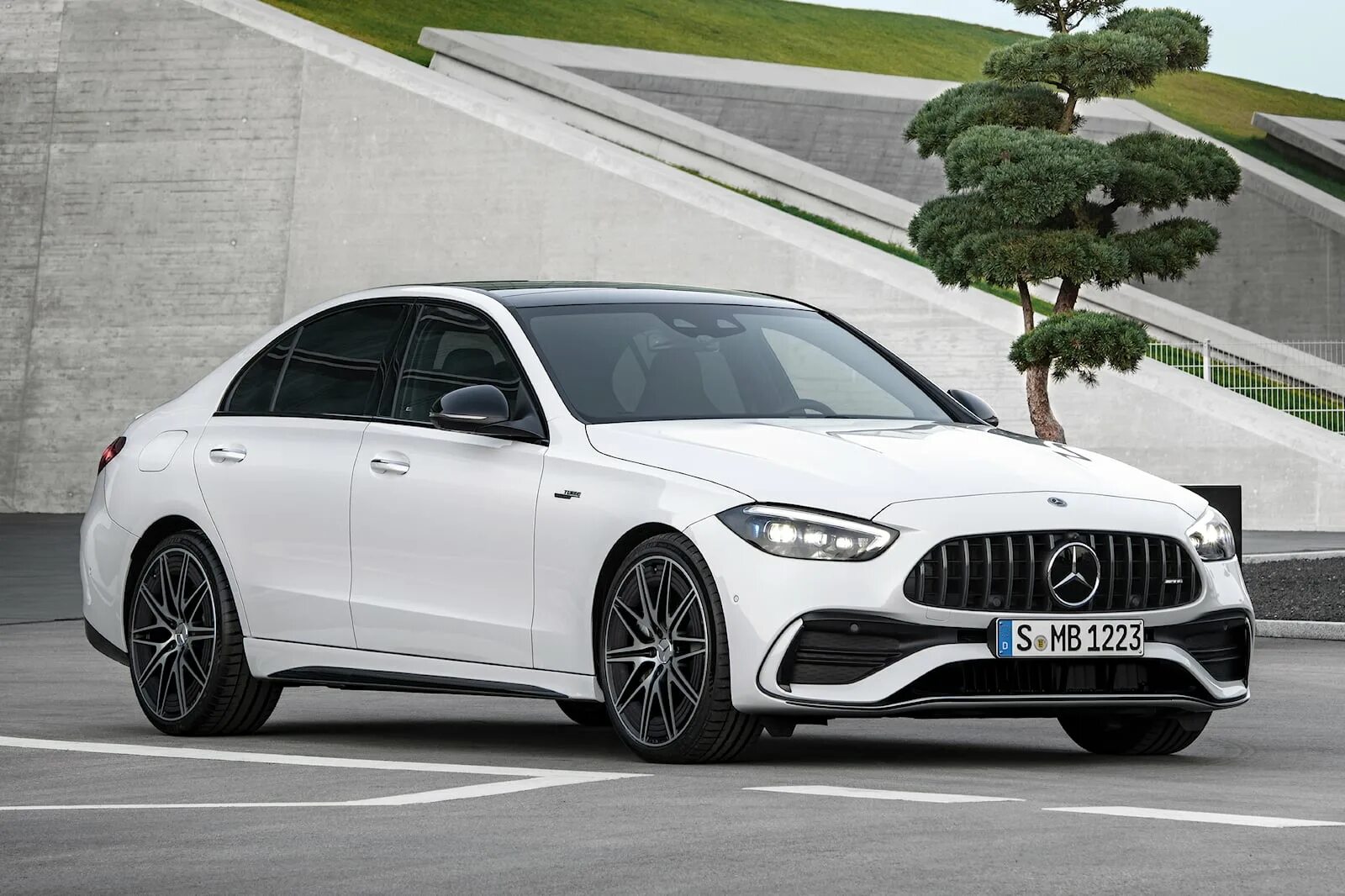 Мерседес с 43 АМГ. Mercedes AMG c43 2023. Мерседес c class AMG 2023. Mercedes c43 AMG sedan.