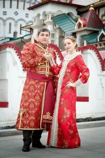 Свадьба в национальных костюмах
