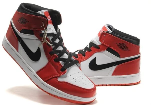 Nike jordan 1 оригинал. Nike Air Jordan 1 Black Red. Nike Air Jordan 1 Red. Nike Air Jordan 1 Retro White Black Red. Nike Air Jordan 1 High Red.