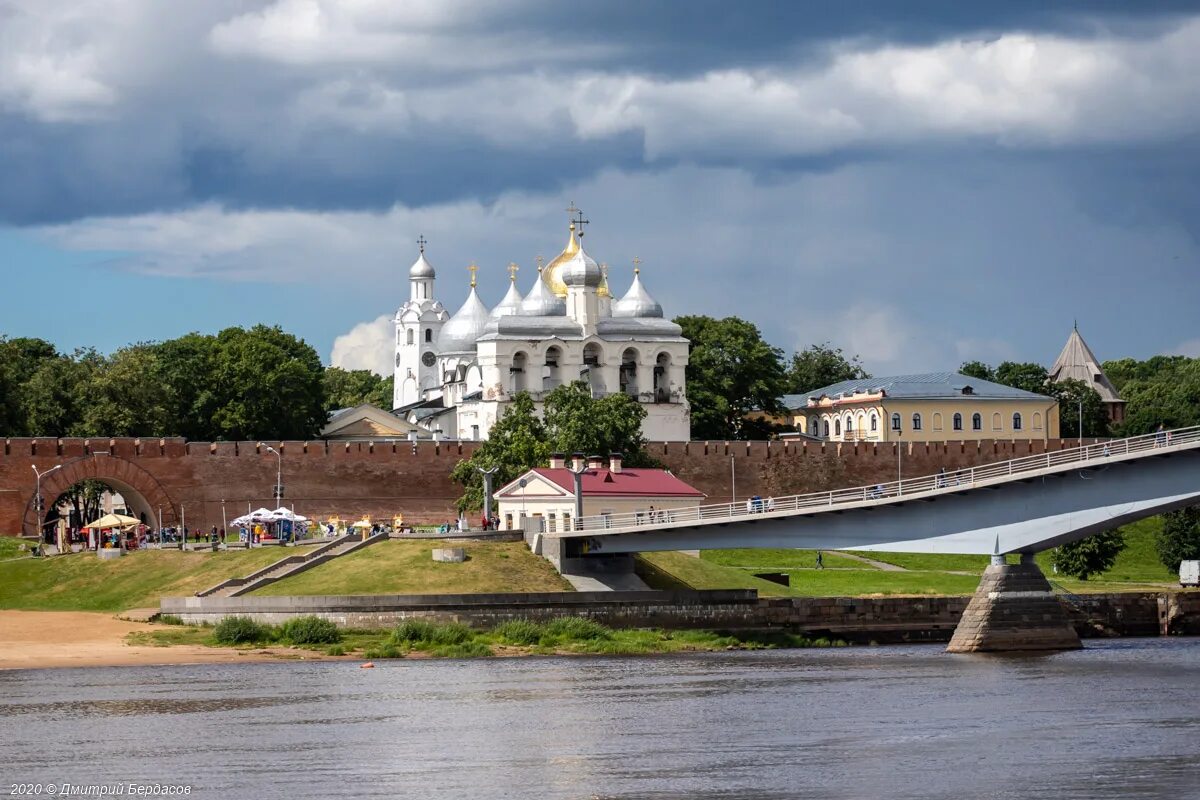 Ярославово подворье Великий Новгород. Ярославское Дворище Великий Новгород. Ярославово Городище Великий Новгород.