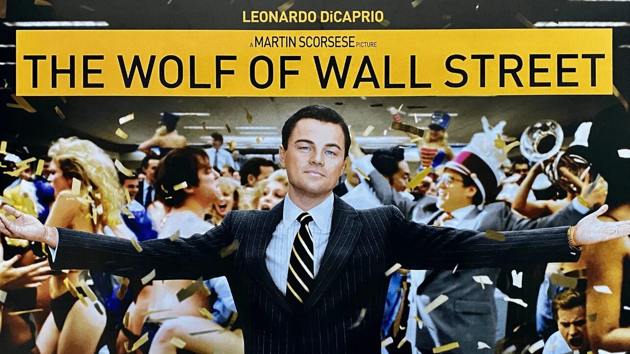 Волк с уолл стрит о чем. Волк с Уолл-стрит. Ди Каприо Уолл стрит. Леонардо ди Каприо волк с Уолл стрит.