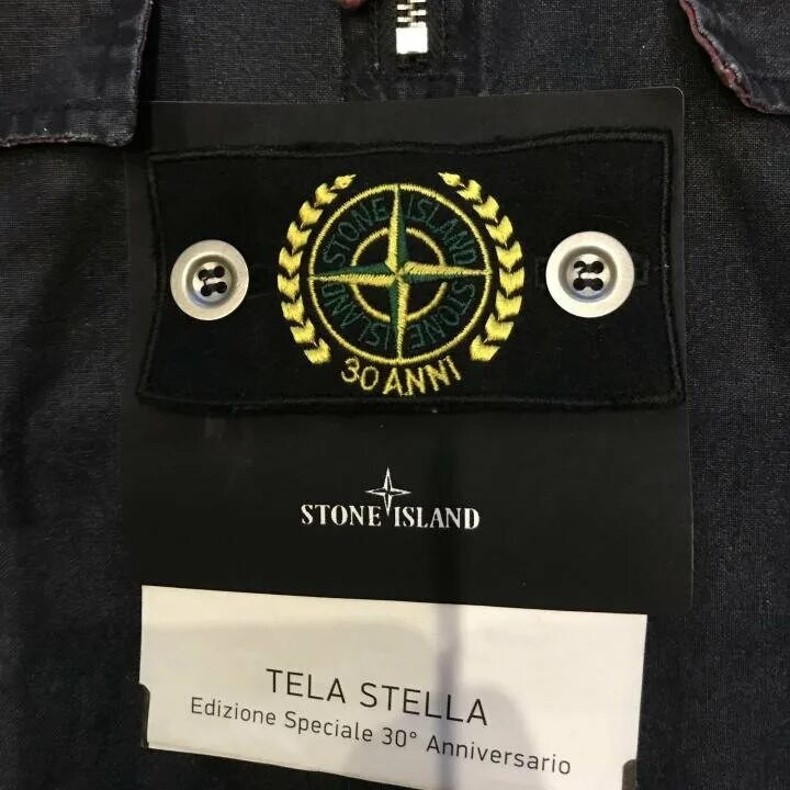Stone island перевод. Сзади stone island бирки. clc stone island. 74 коллекция stone island. юбилейный патч stone island.