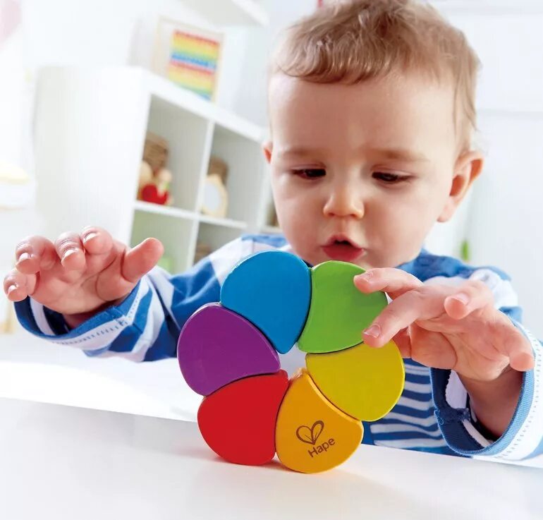Игрушки для детей 1 год. Дети раннего возраста. Учим ребенка различать цвета. Игрушки для детей 3 лет. Как отличить ребенка