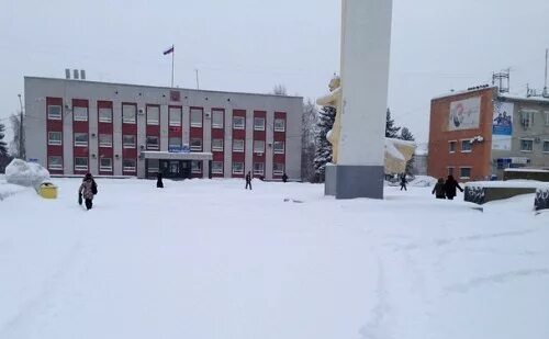 Работа новый городок. Работа новый городок. Новый городок гражданская 13. Городок катюша брянск новый. Площадь новый городок белово.