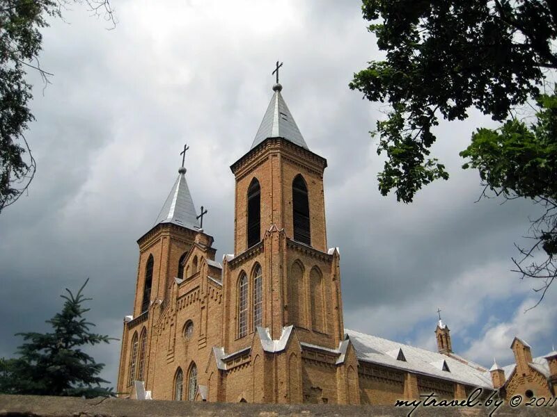 западная церковь католичество. красивый храм в переделкино. костел днепродзержинск. телефоны костелов. церковь святого апостола андрея (нарочь).