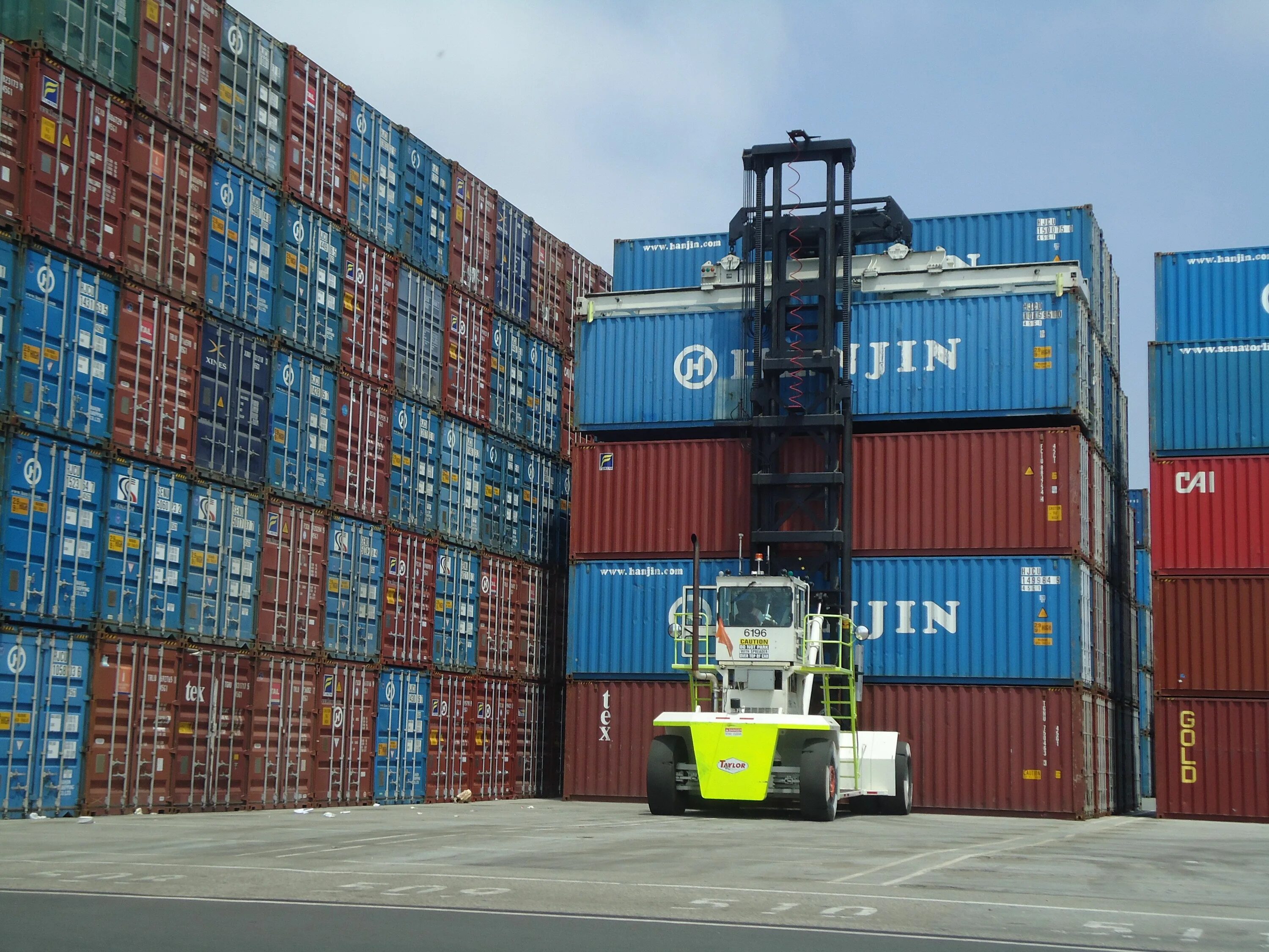 Container support