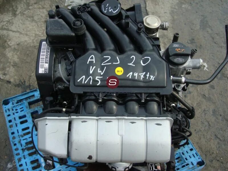2.0 115 л с. Мотор 2ю0 гольф 4. Гольф 4 2.0 115 л двигатель AZJ. Гольф 4 ДВС 2.0. Двигатель Фольксваген Бора 2.0 л 115л.