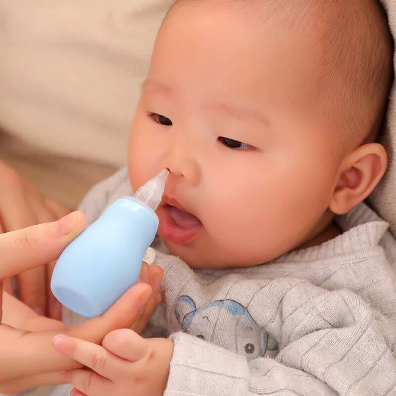 Infant Nasal Aspirator. Аспиратор для новорожденных для носа. Для чистки носа новорожденному аспиратором. Отсасыватель для носа новорожденного. Для очистки носа