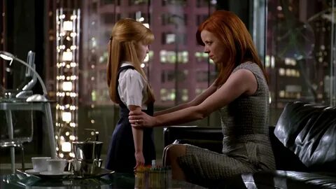 Shirley Manson and Mackenzie Brooke Smith in Terminator: The Sarah Connor C...