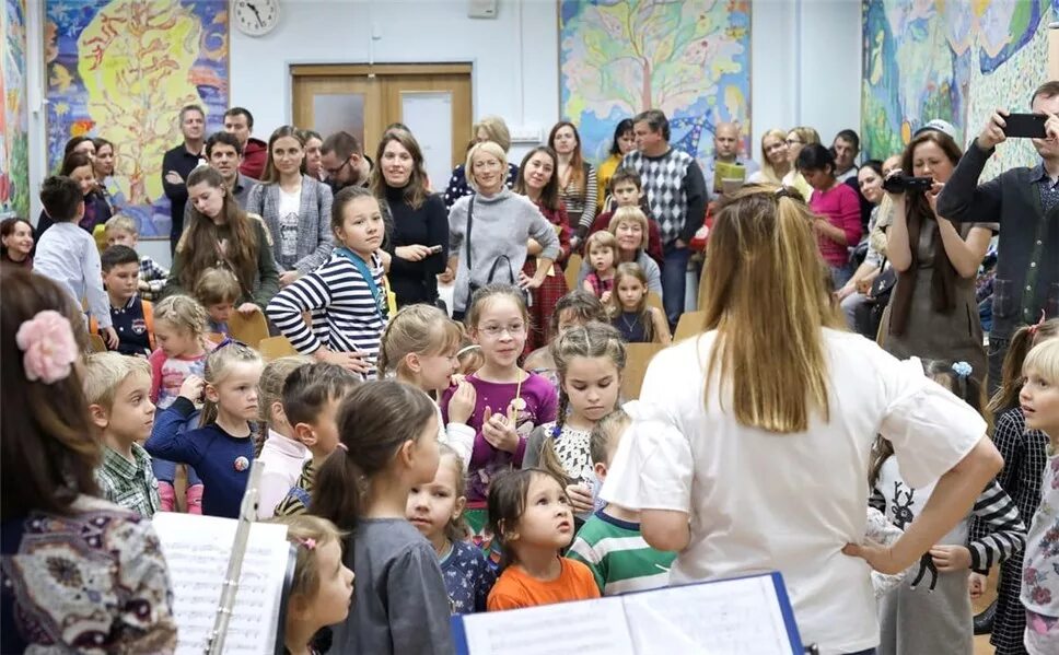 ргдб (калужская площадь, 1). российская государственная детская библиотека (ргдб). российская государственная детская библиотека холл. детская республиканская библиотека москва. российская государственная детская библиотека ргдб концертный зал.