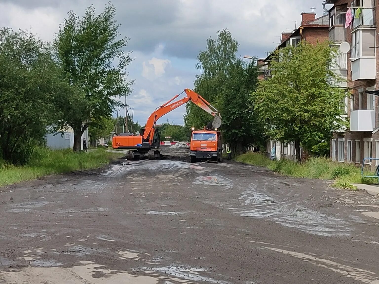 Александров ул военная. Ирбит улица Матросова. Ирбит ремонт дорог.