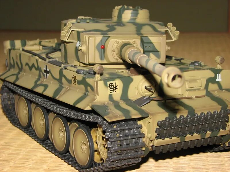 Танк тигр 1. BT-010 border model танк тигр 1 ранний Курская битва 1/35. Тигр 1 бордер моделс. Танк тигр от border model BT-010. Тигр 1 купить