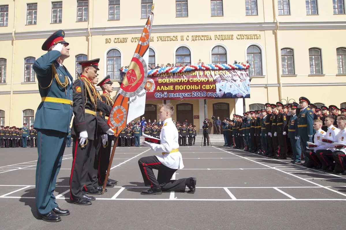 Петербургское сву. СПБ СВУ Санкт-Петербургское Суворовское военное училище. 67 Выпуск СПБ СВУ. СПБ СВУ МВД. Андрусенко, выпускник СВУ СПБ.