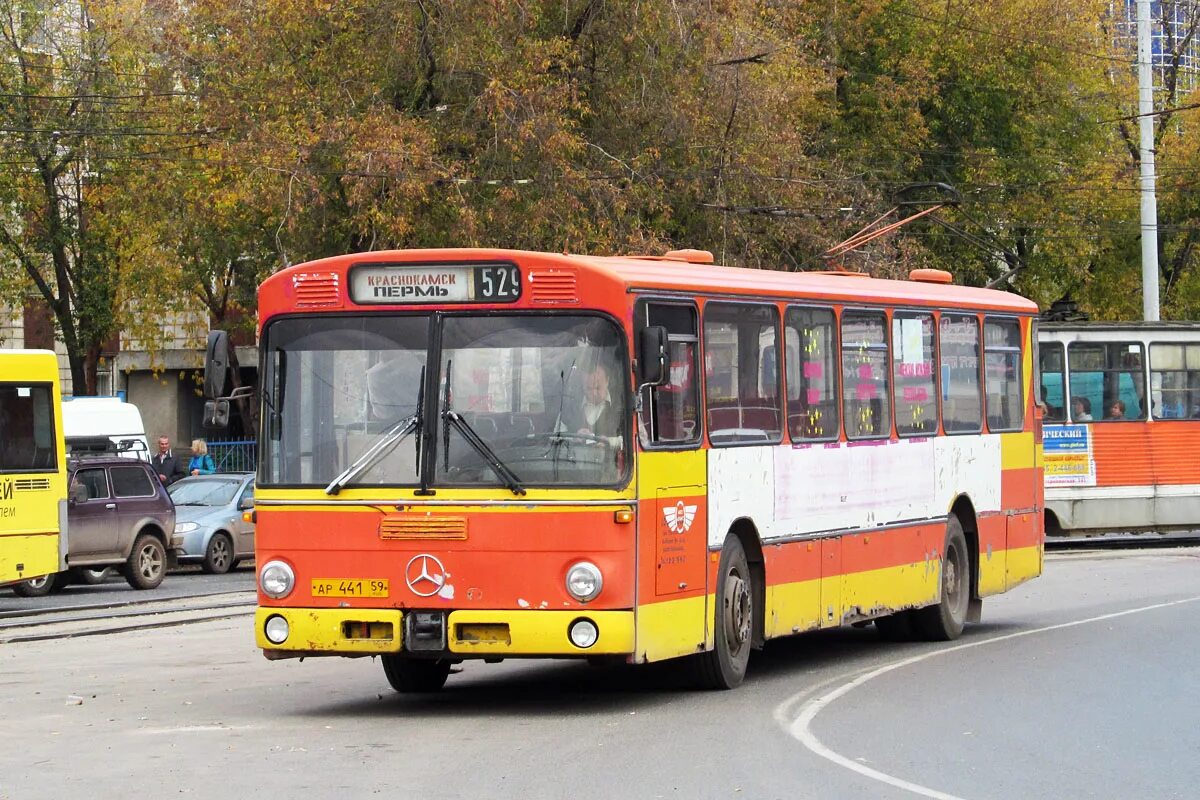 Автобус 529 краснокамск. Мерседес 0307.