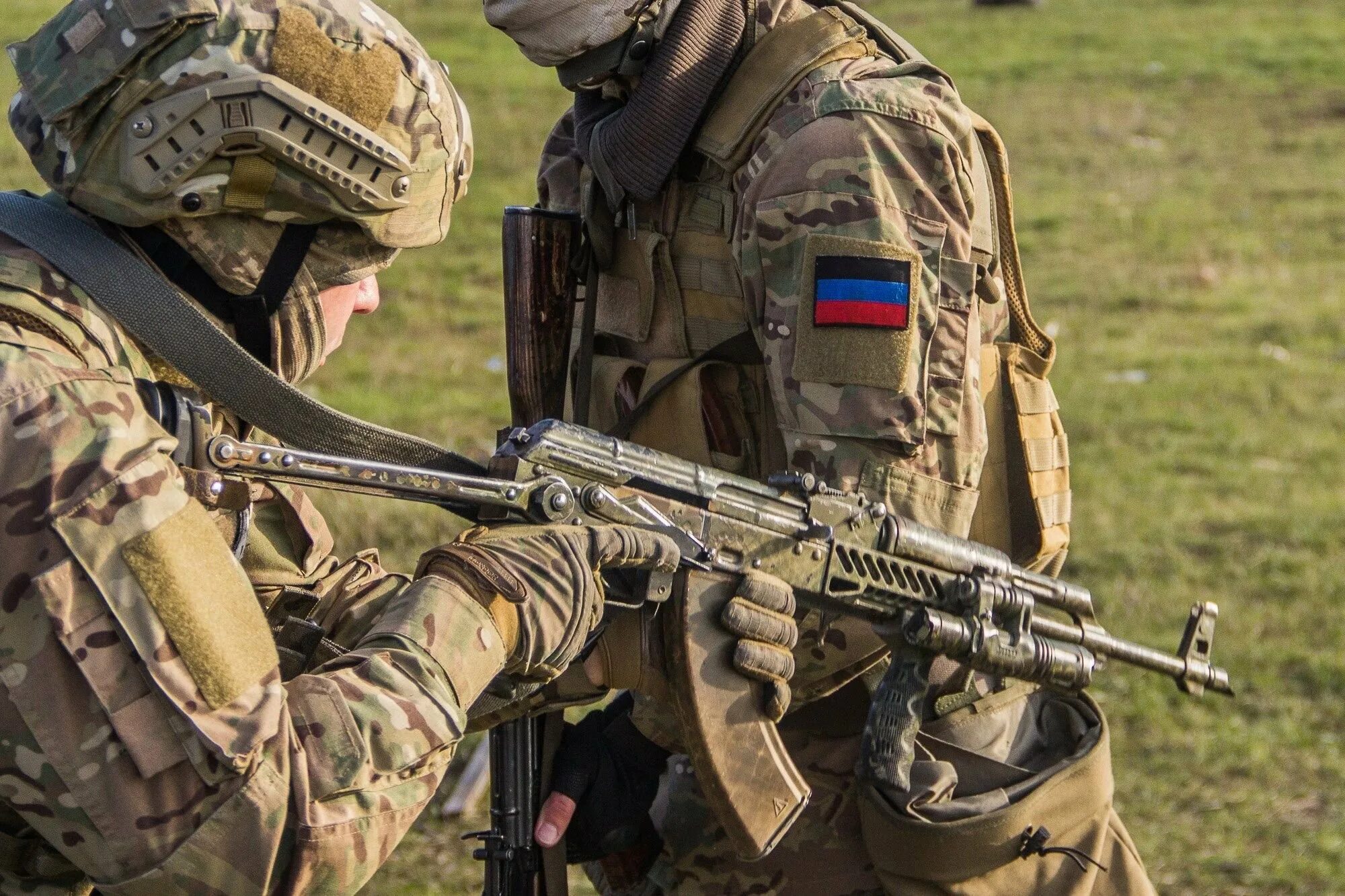 Военный доне. Спецназ ССО В ДНР. Спецназ ССО Украины. НМ ДНР. Спецназ ССО РФ на Украине.