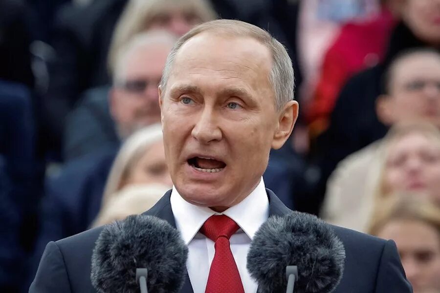 Перед народом. Пыня путлер. Эстонский политик с прической. Самый плохие политики. Пыня путлер.
