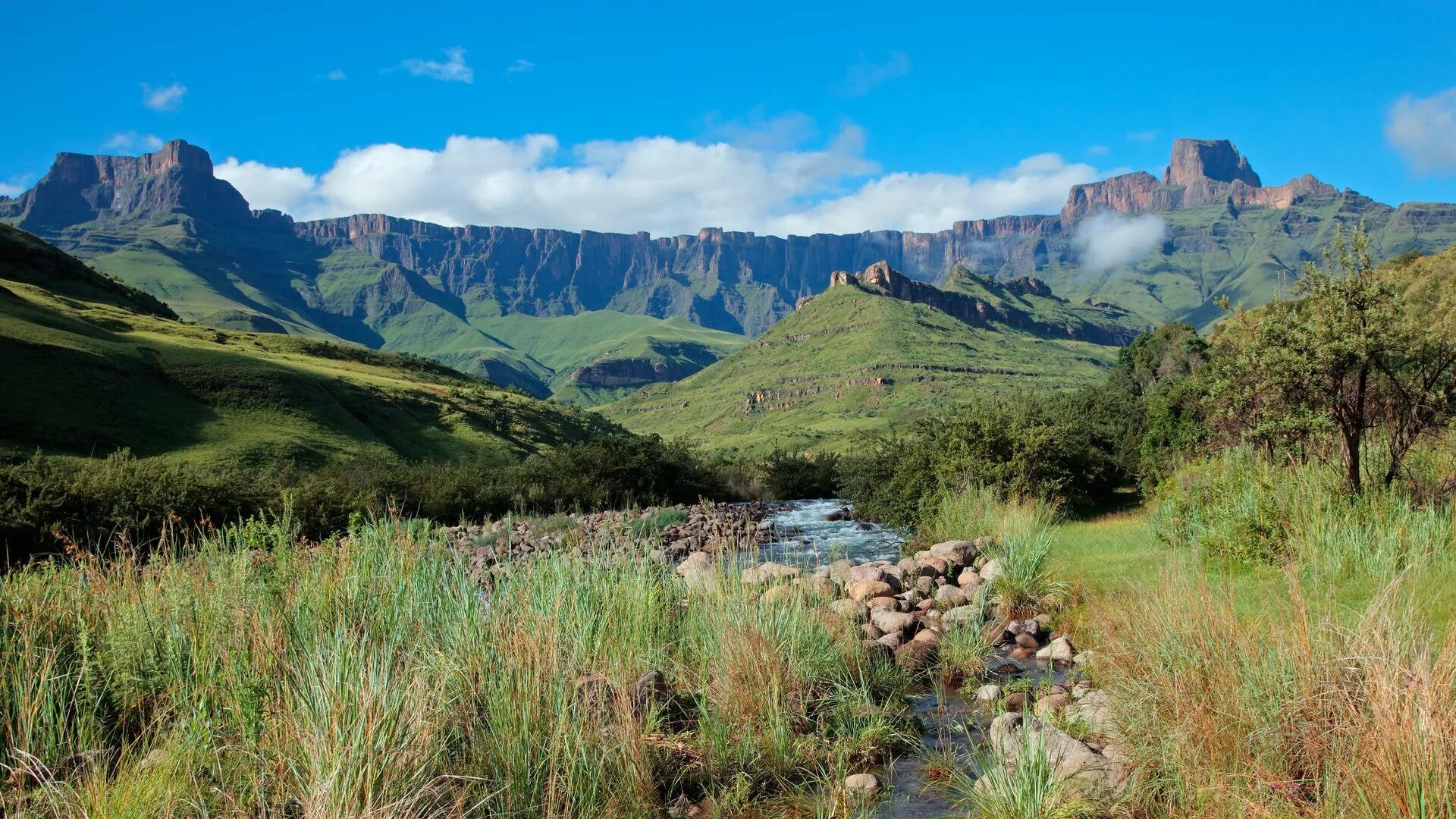Национальный парк Роял Натал ЮАР. Парк Дракенсберг (Драконовы горы). Горы Дракенсберг, Южно Африканская Республика. Тхабана-Нтленьяна Драконовы горы.