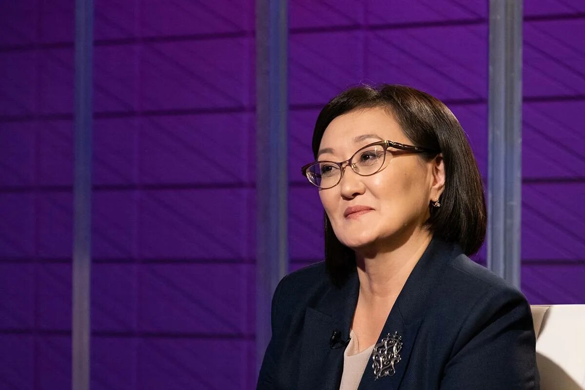 сардана владимировна мэр якутска. депутат госдумы сардана авксентьева. мэр якутска сардана авксентьева биография. народный мэр якутска. мэр якутска сардана авксентьева биография.