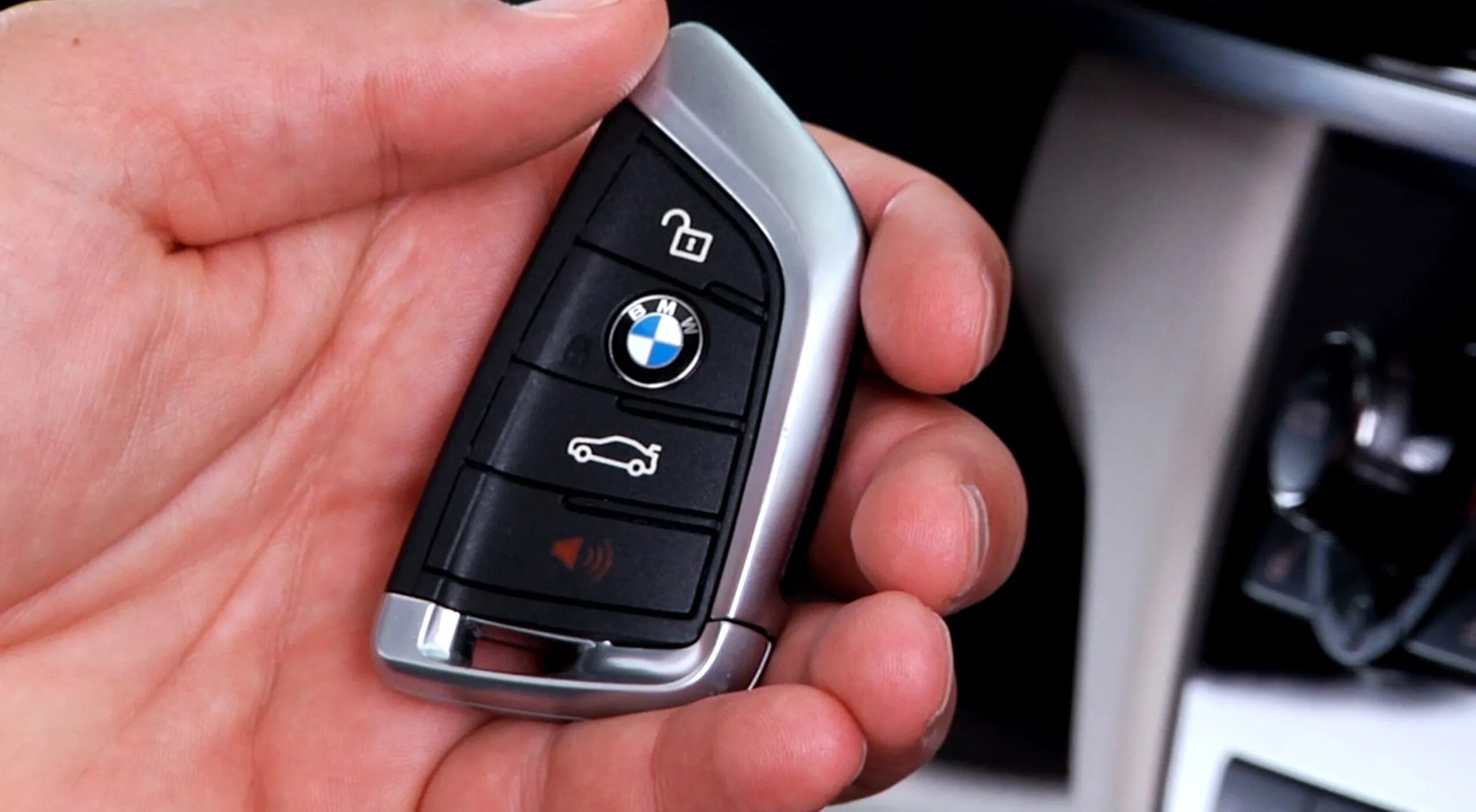 Кнопкой открыть в новом. Ключ БМВ f15. BMW x5 f15 ключ. Ключ BMW e90. Ключ BMW 3 f30.