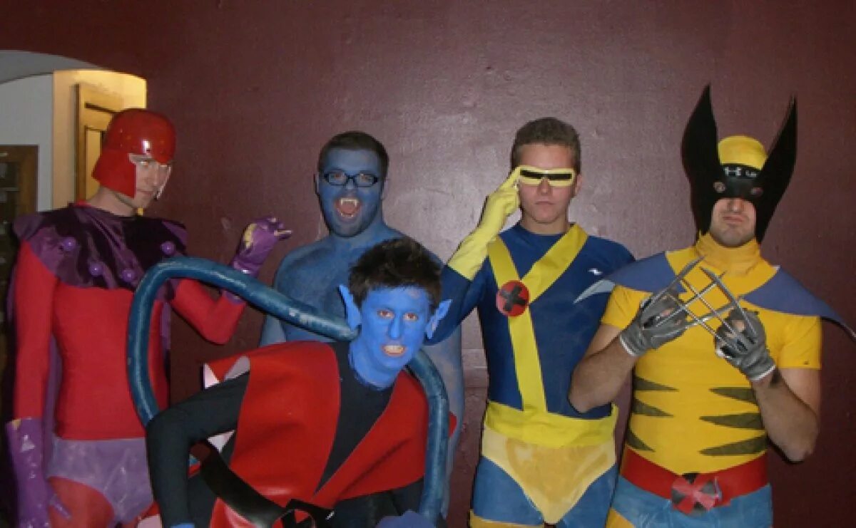 One direction parody bart baker. Усы из 80-х. Пародии класс. Зорг пятый элемент актер. Пародии класс.