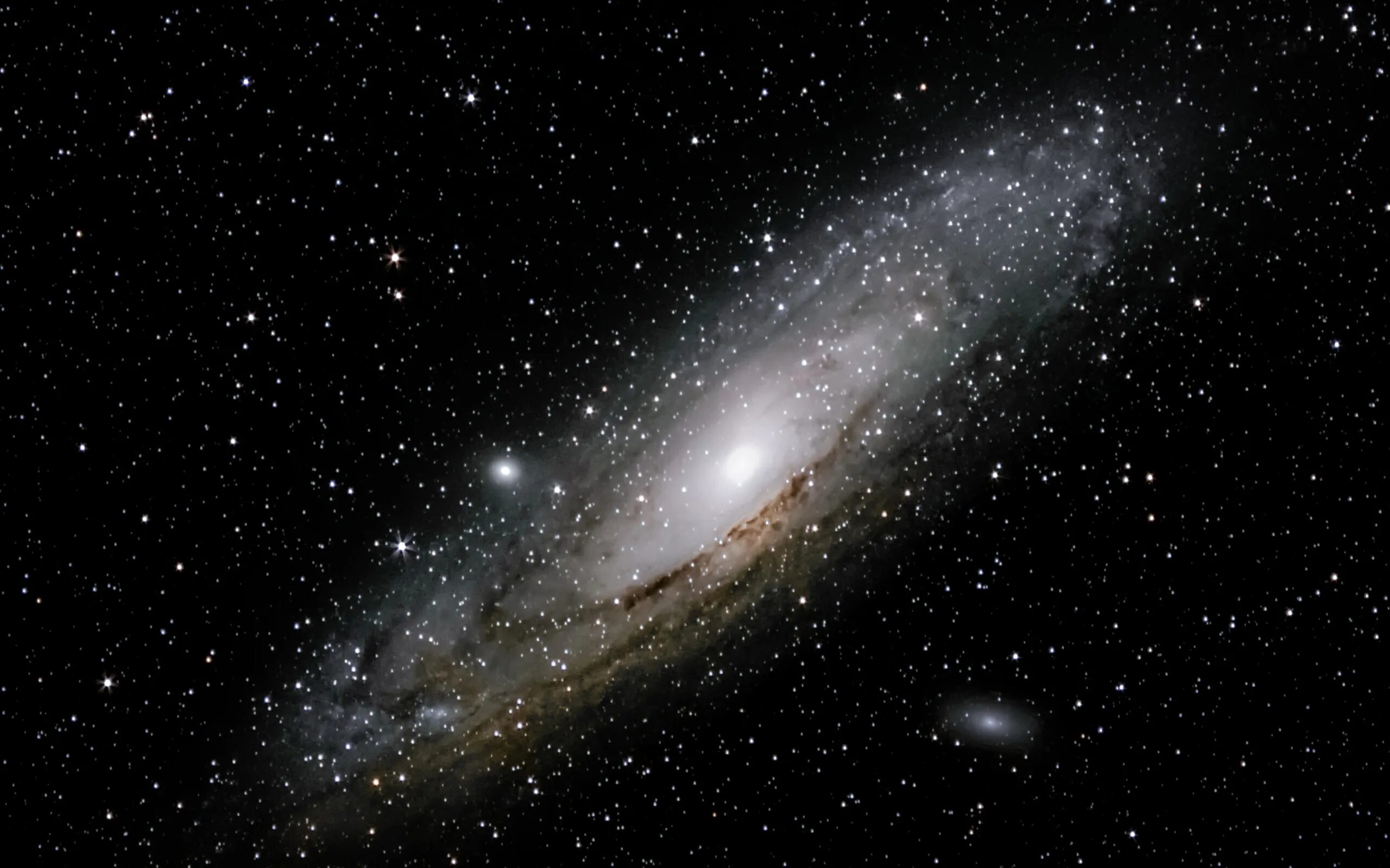 Наша галактика называется млечный путь. Туманность Андромеды m31. Космос Галактика Андромеда. Галактика Млечный путь сбоку. Ближайшая Галактика к млечному пути Андромеда.
