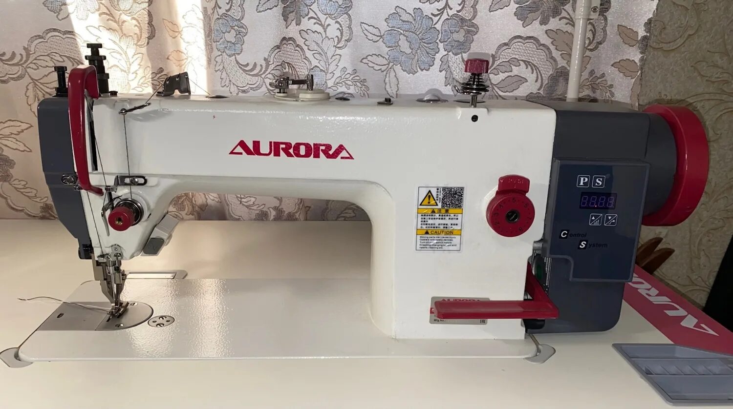 Купить машину аврору. Швейная машина Avrora a-0302de. Промышленная швейная машина Aurora a-0302de.