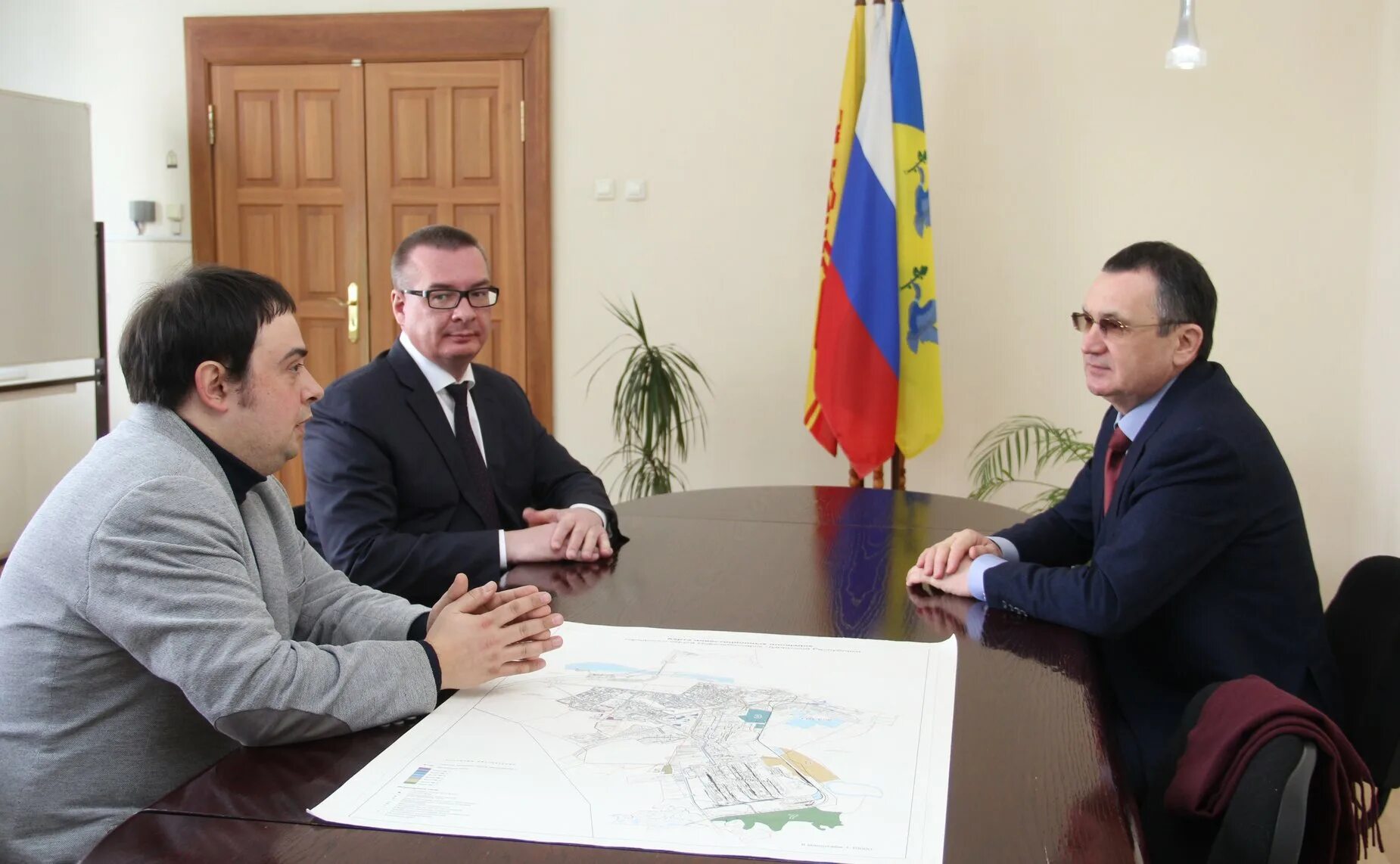 Николай владимиров сенатор. Вадим николаев совет федерации. Сенатор от чувашии. Сенатор от чувашии. Сенатор от чувашии.