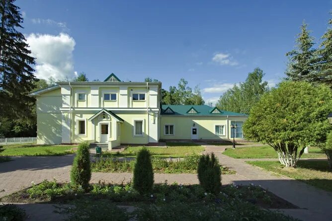 Лесное база отдыха калужская область. Отель заповедник лесное калуга. Отель-заповедник лесное, село недельное. Лесное малоярославец. Лесное база отдыха калужская область.