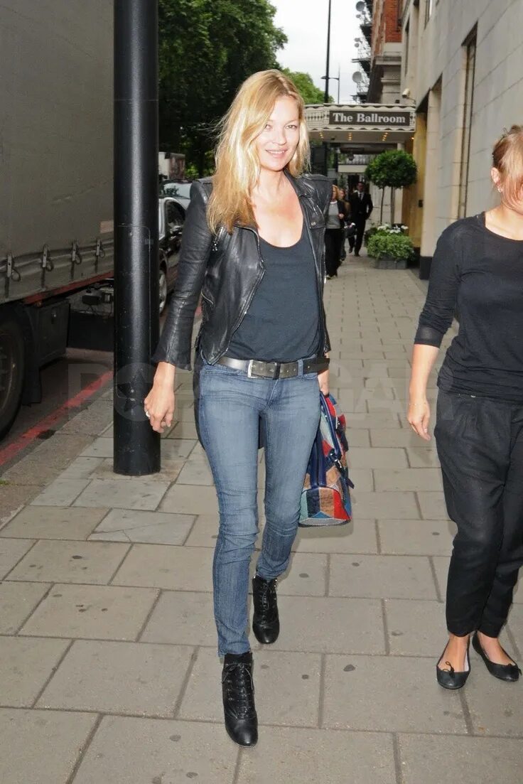 Кейт мосс рост вес. Кейт мосс рост. Кейт мосс рост вес. Кейт мосс рост 165. Кейт мосс рост.