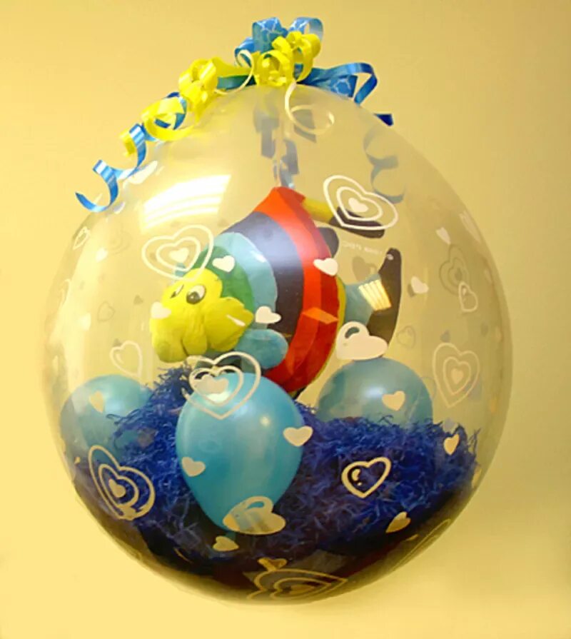 Воздушные шарики упаковка. Подарок в шаре. Упаковка подарка в шар. Шарики подарки. Воздушные шары.