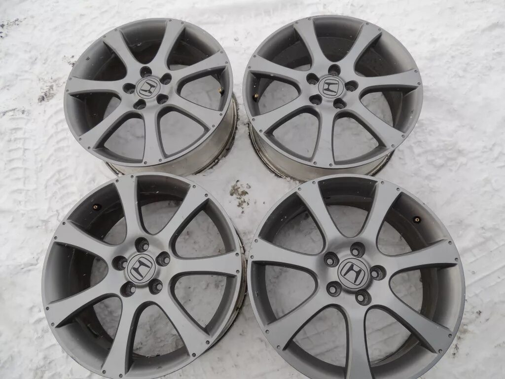 Диски honda r18. Диски honda r18. Honda accord диск колеса r17. Диски хонда аккорд 8 type s r18. Диски honda r18.