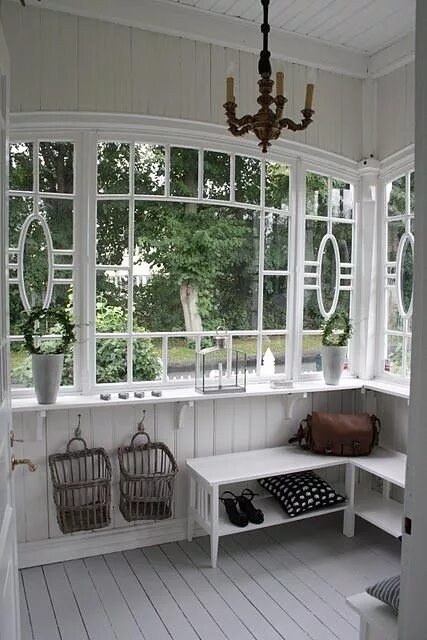 Is your entryway ready for spring? Most Lovely Things Spring porch decor, Front 