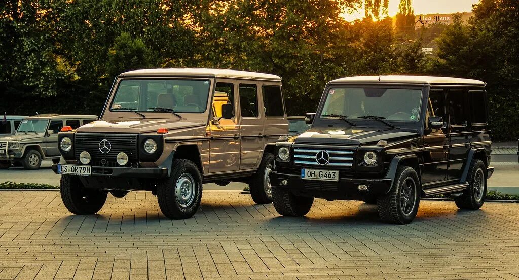 Old vs new. Мерседес-Бенц Гелендваген 1979. Mercedes Benz g class 1979. Mercedes Benz g class 1993. Mercedes-Benz g-class w460 1979.