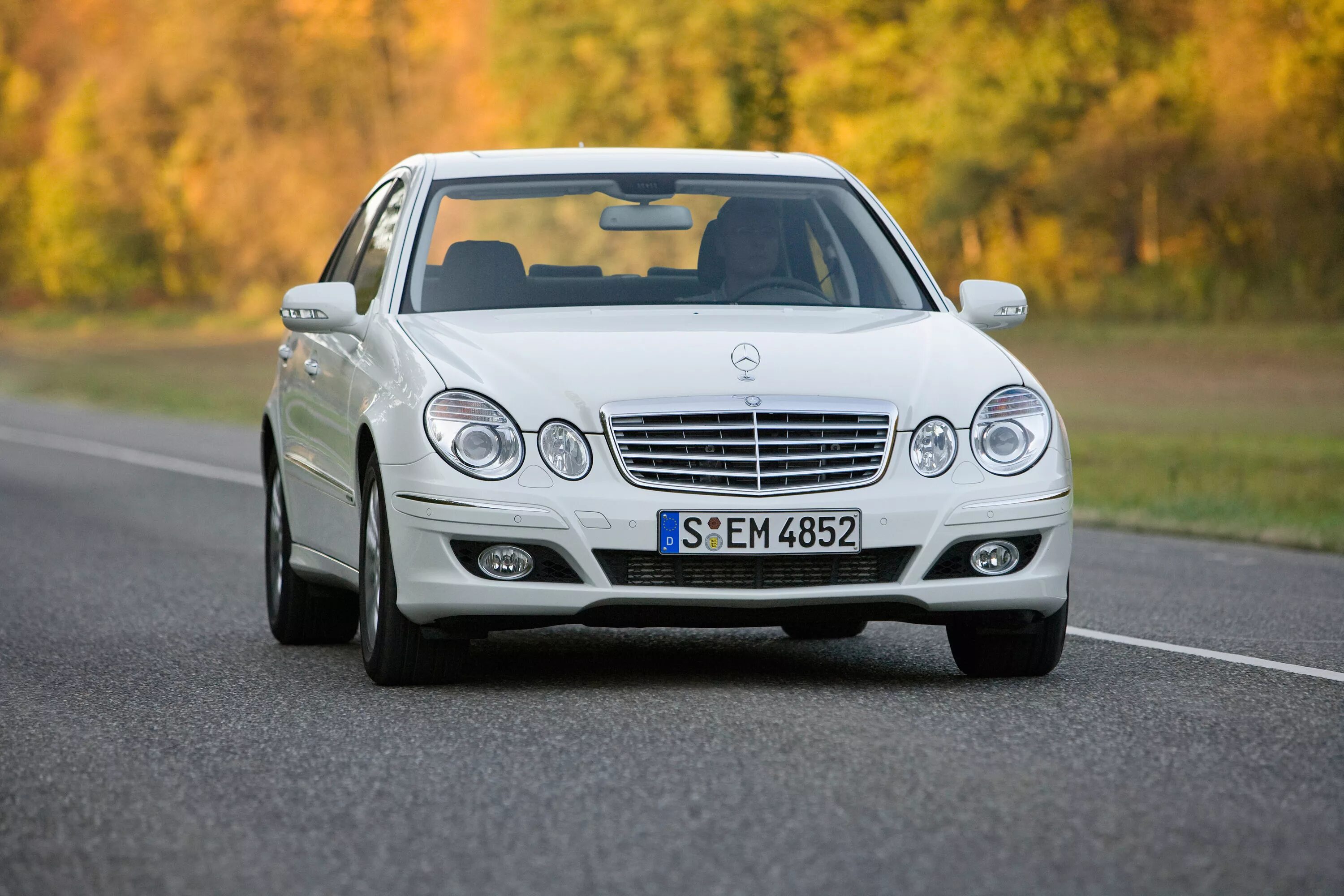Мерседес е200 211 кузов. Мерседес е280 4matic 2007. Мерседес е280 4matic. Mercedes-benz e 280. Мерседес 42.